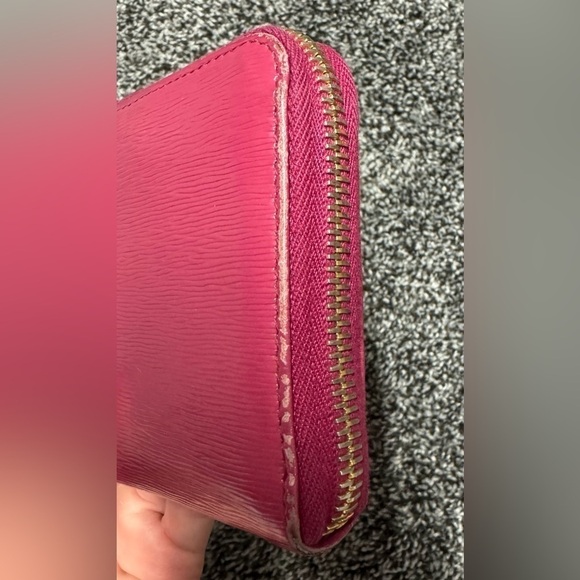 Prada wallet - Picture 12 of 16